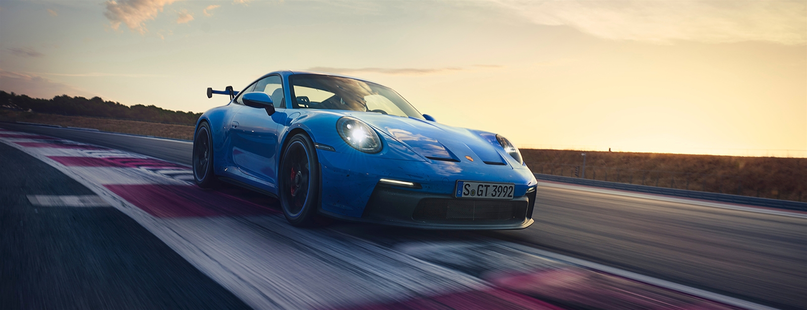 Geboren op het circuit. De nieuwe Porsche 911 GT3.